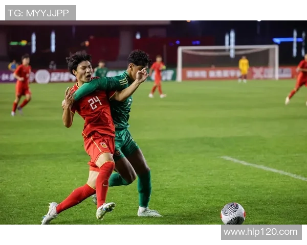 京粤足球对抗赛热血沸腾球迷激情四溢见证经典对决